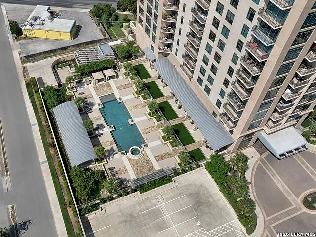 4242 Broadway St #802 — Photo 25