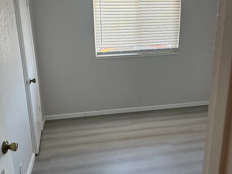 2521 Plantation Pl — Photo 10