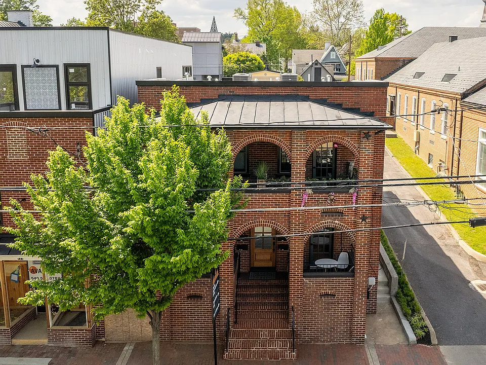 125 S Braddock St #102
