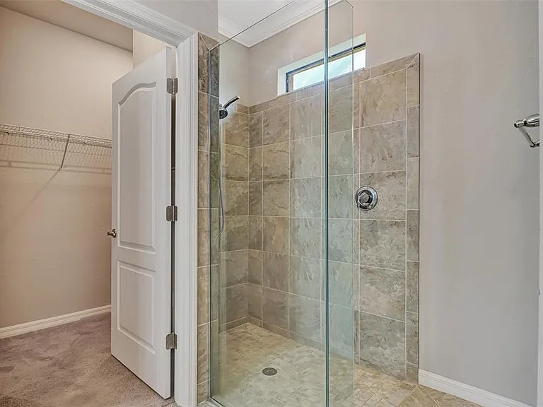 10113 Fiddlewood Dr — Photo 37