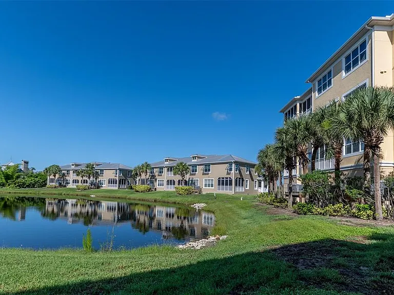 8581 Amberjack Cir #301 — Photo 20