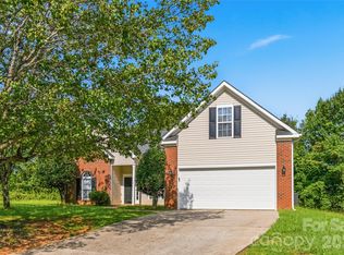 9611 Worley Dr, Charlotte, NC 28215