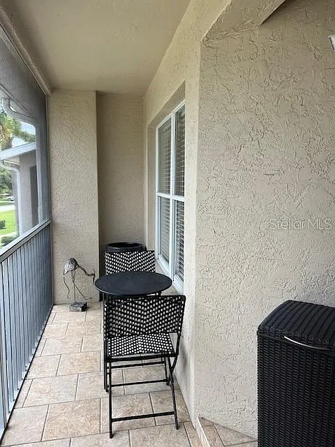 2 bed, 2.0 bath, 1324 sqft, $4,500 — Photo 2