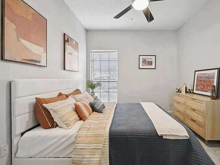 Spring Pointe — Photo 10