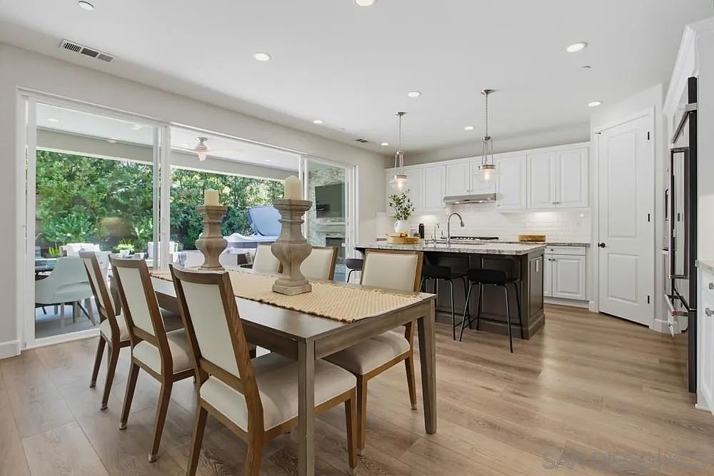 モダンかわいい7 15904 Wilkes Ln, San Diego, CA 92127 | Zillow