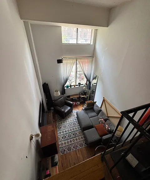 328 W 11th St #1C — Photo 5