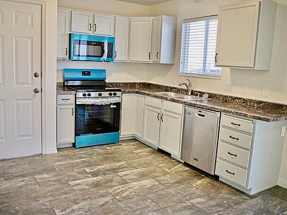 3rd image of 778 N 250th St W