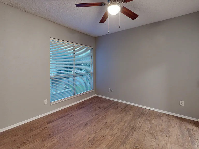 Addison Apartments at the Park — Photo 56