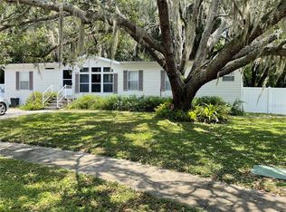 33943 Terrace Blvd, Zephyrhills, FL 33543