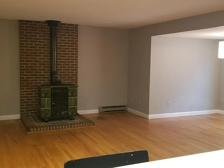 120 Winter E — Photo 10
