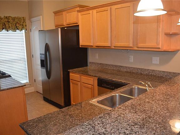 3rd image of 157 Emerald Oaks Dr #55