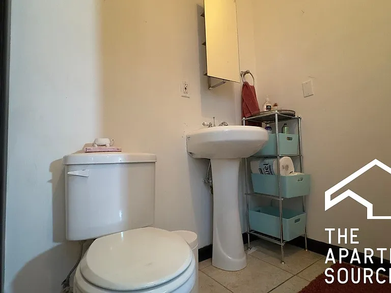 2416 W North Ave #4 — Photo 11