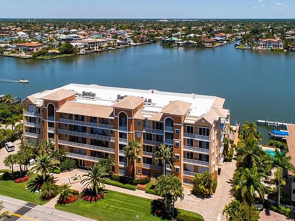 4th image of 9566 Gulf Shore Dr APT 301