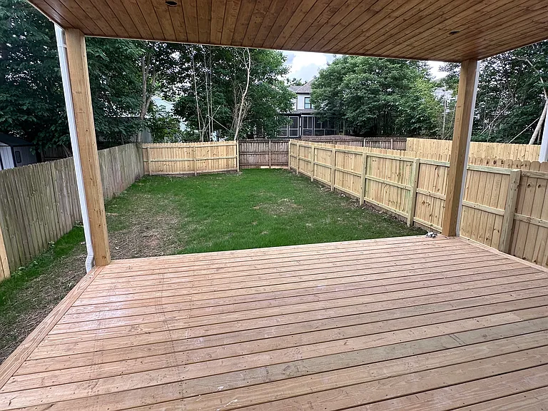 615 Waco Dr — Photo 3
