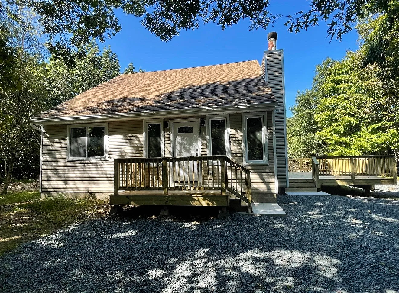 3 bed, 1450 sqft, $2,700 — Photo 2