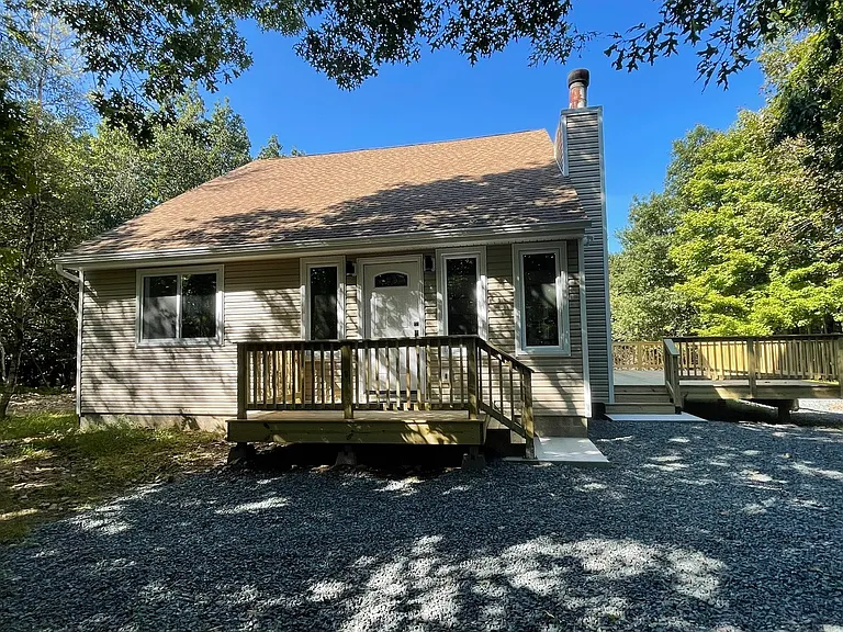 2861 Allegheny Dr — Photo 2