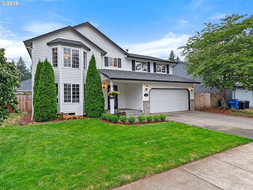 1st image of 3212 NE 180th Ct