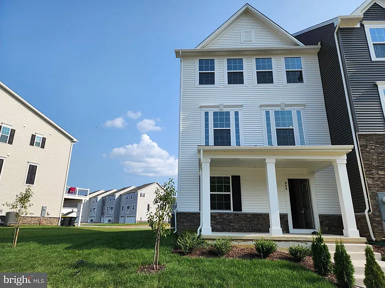 844 New Castle Landing Dr — Photo 4