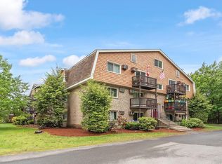310 Brook Village Rd APT 26, Nashua, NH 03062