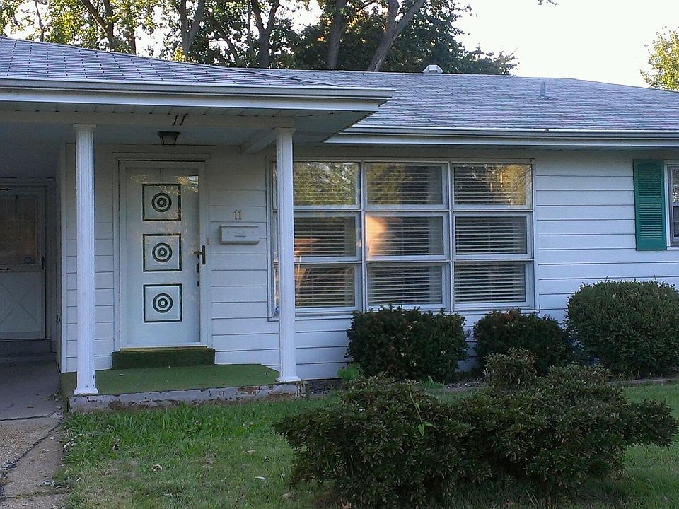 1st image of 11 Radford Dr
