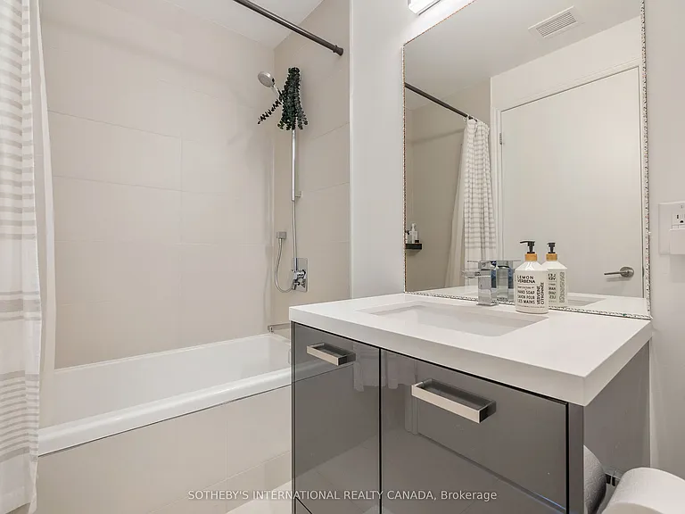 608 Richmond St W #Penthouse 01 — Photo 23