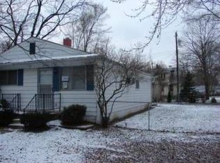 21527 Indian St, Southfield, MI 48033