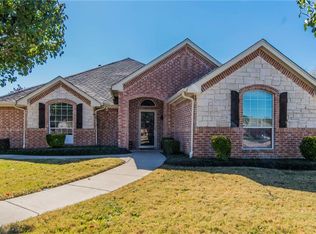 1049 Oak Valley Ct, Keller, TX 76248