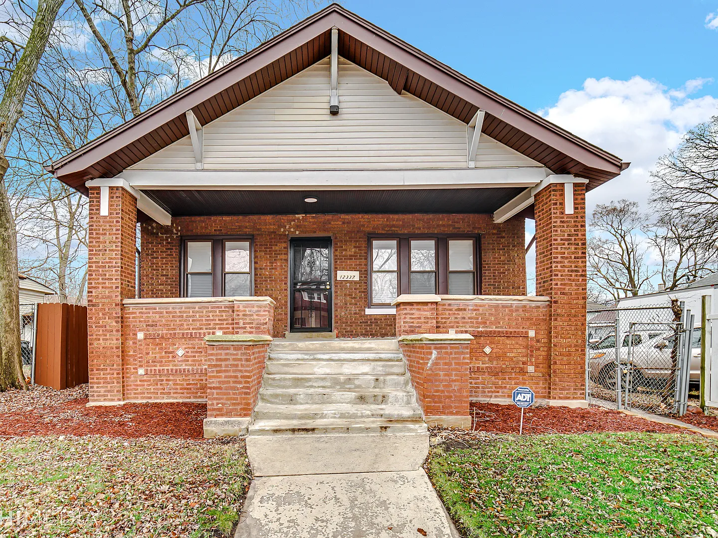 12337 S Perry Ave photo 1