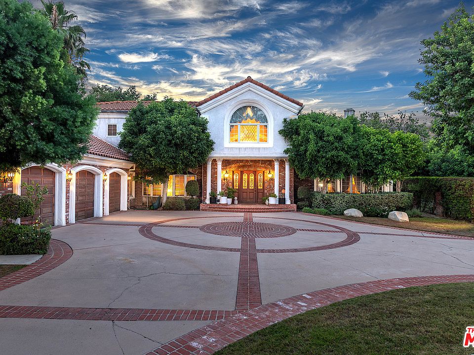 13809 Weddington St, Van Nuys, CA 91401 Zillow