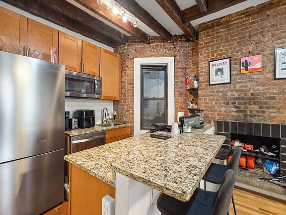 2nd image of 148 W 17th St APT 3A