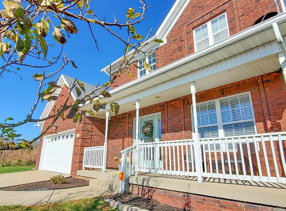 1st image of 242 Bridlewood Ave