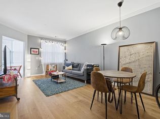 23 Pierside Dr APT 232, Baltimore, MD