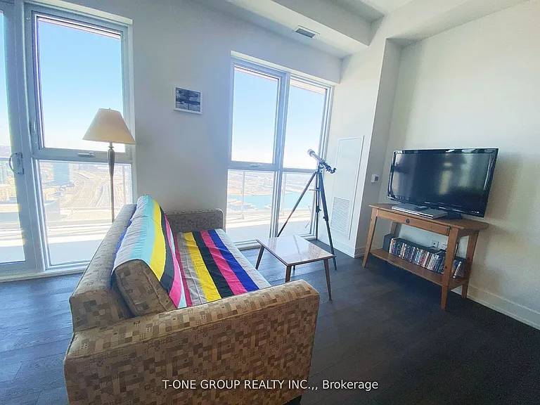 15 Lower Jarvis St #4206 — Photo 5