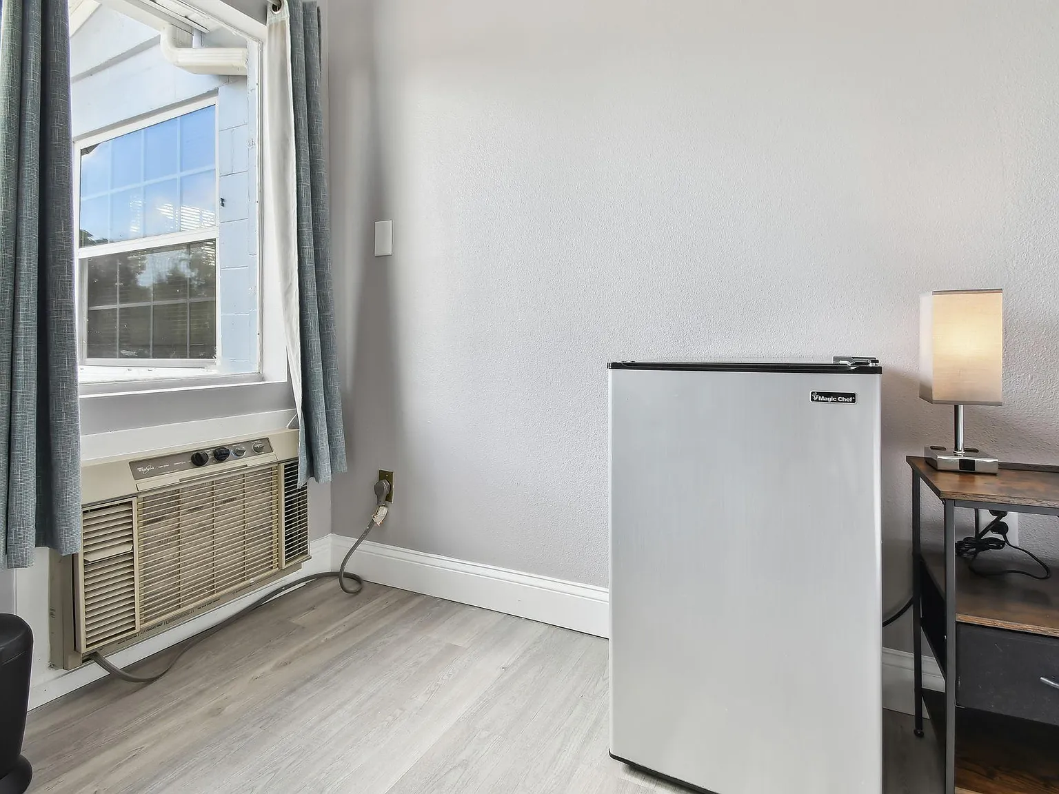 4 bed, 3.0 bath, 2123 sqft, $975 — Photo 4
