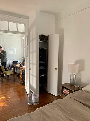 Rented by M.Grossman R.E. Management | media 11