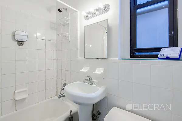 Rented by (Legacy) Elegran | media 16