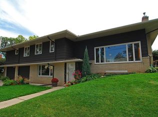 2313 Mount View Ave, Minneapolis, MN 55405