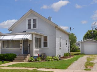 218 20th Ave, Naplate, IL 61350