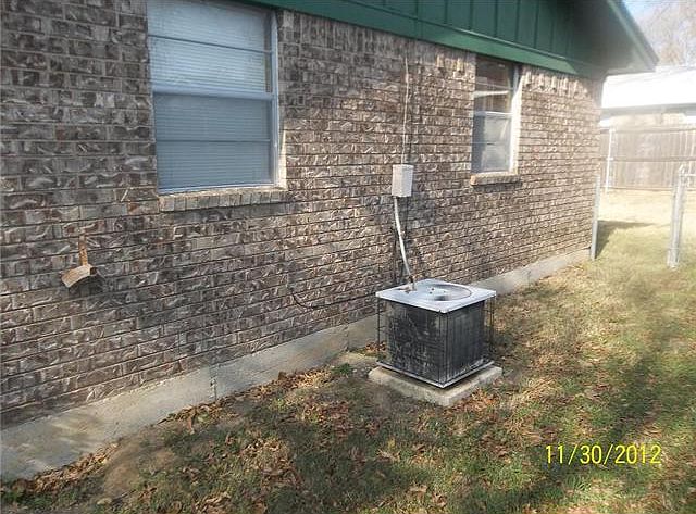 2nd image of 1747 4th Ave NW