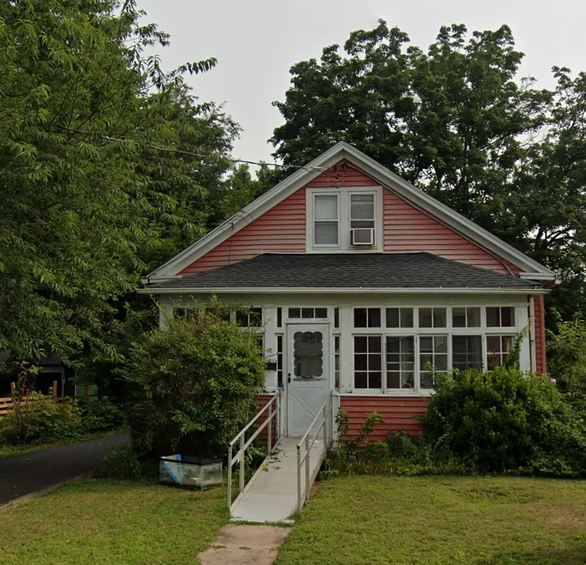 88 Walnut St — Photo 1