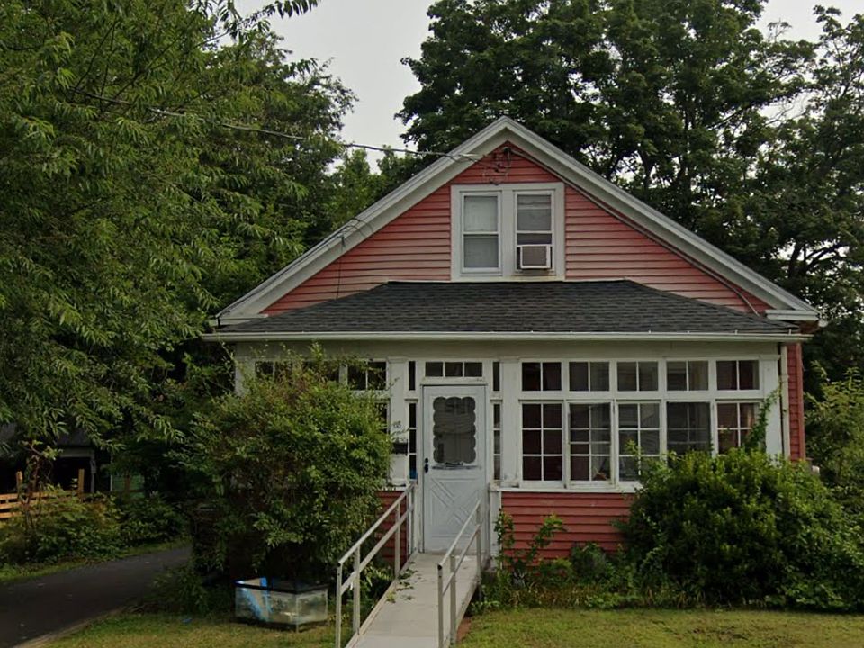 1st image of 88 Walnut St