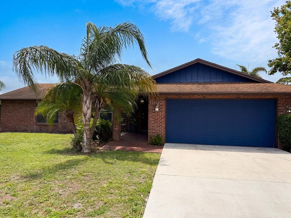 1st image of 786 SE Ablett Lane