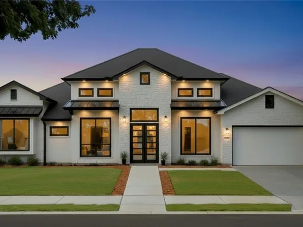 10015 N 33rd Ln, McAllen, TX 78504