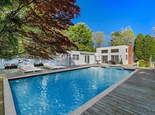 15 Elizabeth Ln, Quogue, NY 11959