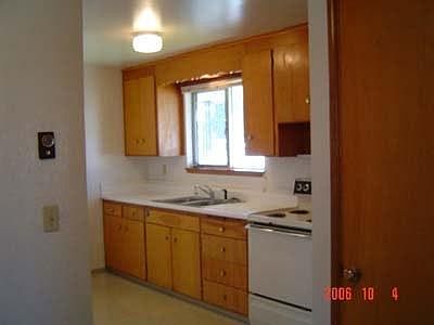2nd image of 11115 Sheridan Ave S
