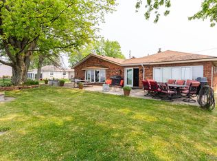 7933 Stark Dr, Clay, MI