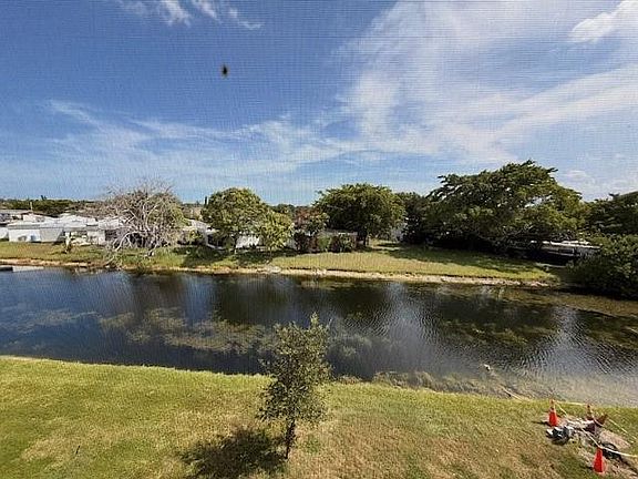 3rd image of 9660 Sunrise Lakes Boulevard #306