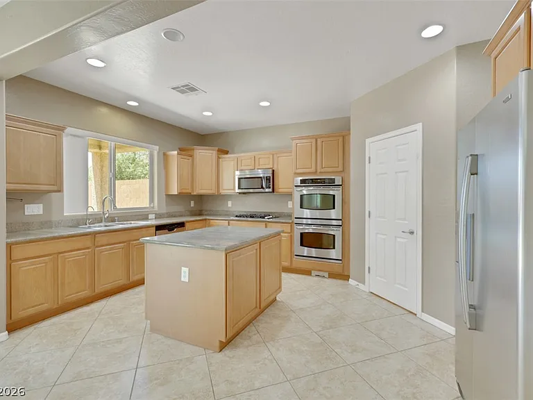 2501 Bechamel Pl — Photo 4