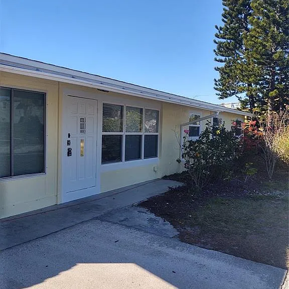 3712 W Wallace Ave — Photo 2