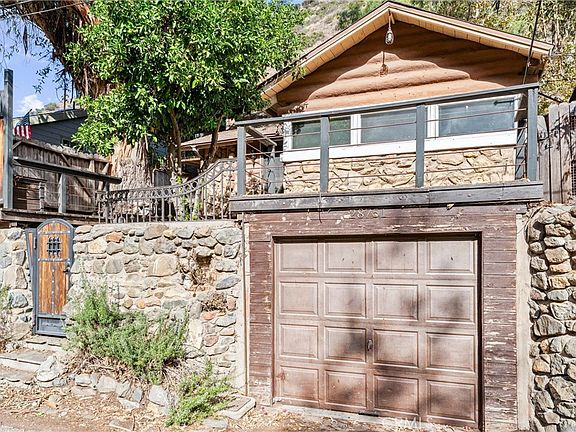 2nd image of 28751 Sycamore Dr